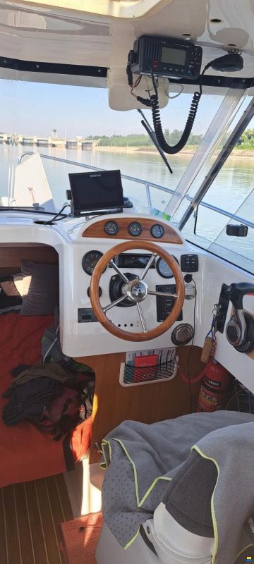 Quicksilver 635 Weekend