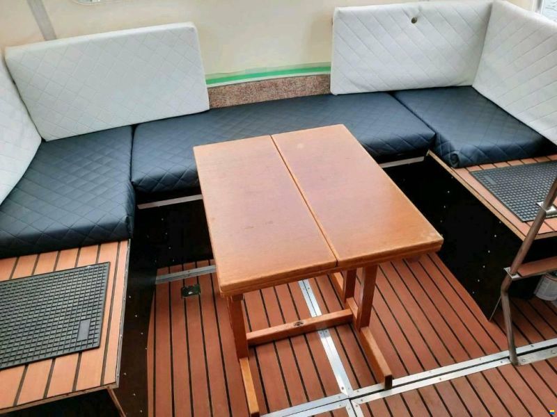 Coronet 27 Seafarer Flybridge
