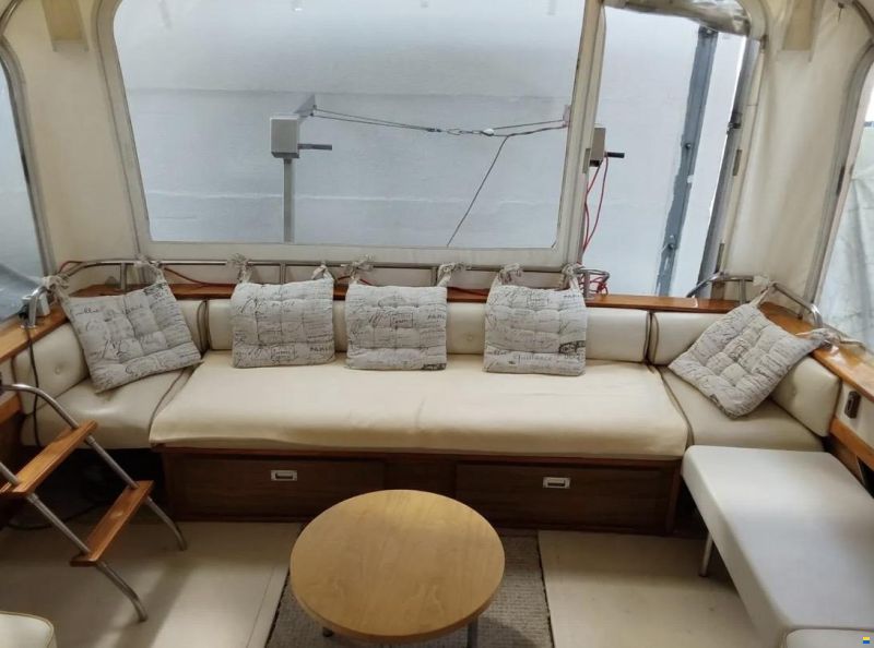 Sea Ray 300 Express