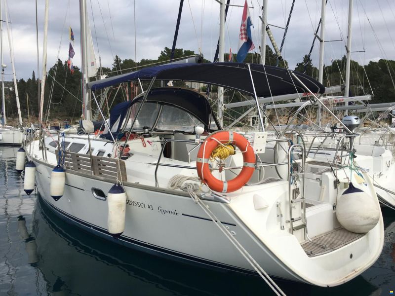 Jeanneau Sun Odyssey 43 Legende