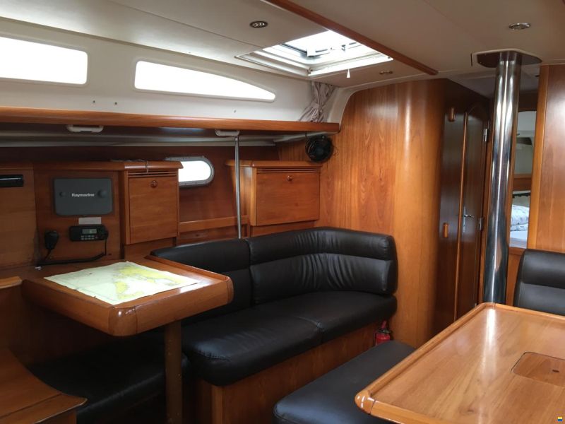 Jeanneau Sun Odyssey 43 Legende