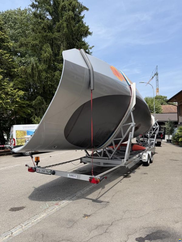 Premier Composite Technologies Farr 11S
