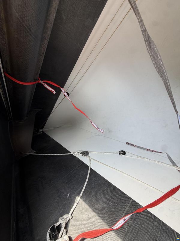 Premier Composite Technologies Farr 11S