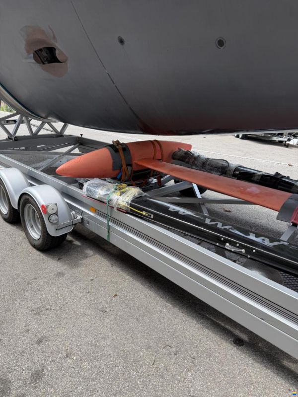 Premier Composite Technologies Farr 11S