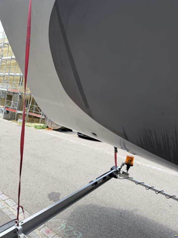Premier Composite Technologies Farr 11S