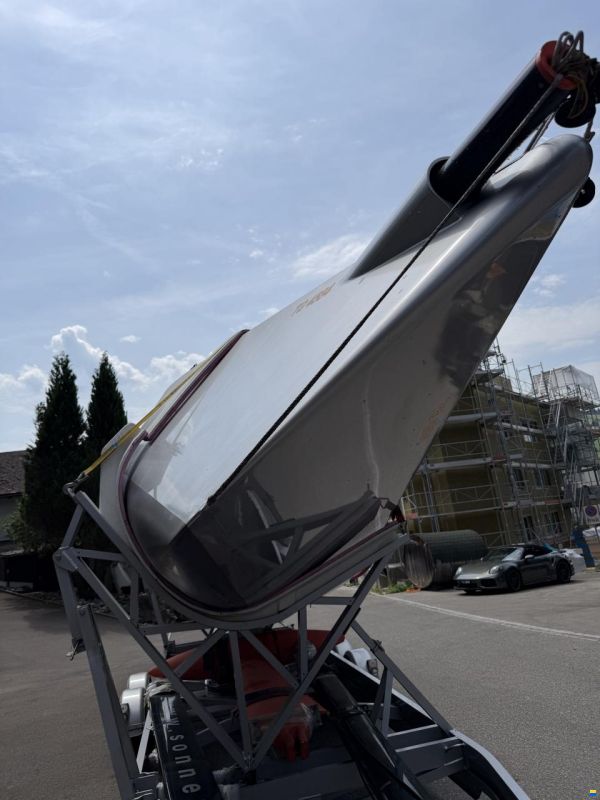 Premier Composite Technologies Farr 11S
