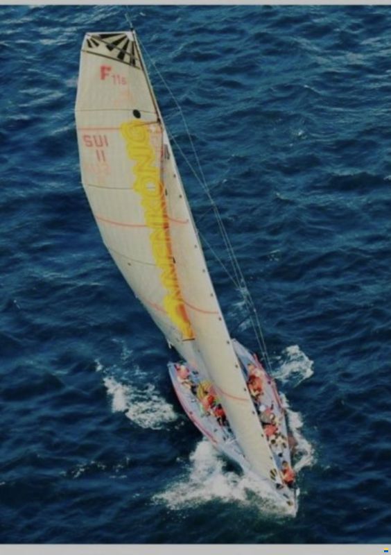 Premier Composite Technologies Farr 11S