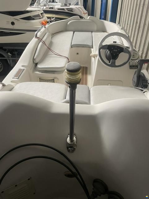 Sun Marine Sportief klein motorbootje 20PK