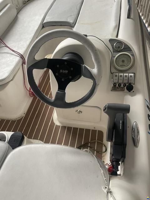 Sun Marine Sportief klein motorbootje 20PK
