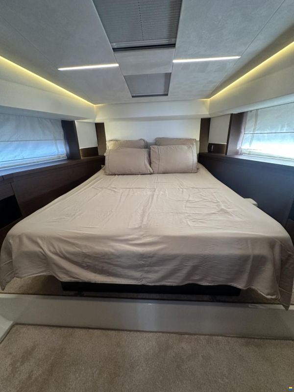 Prestige 460 FLY
