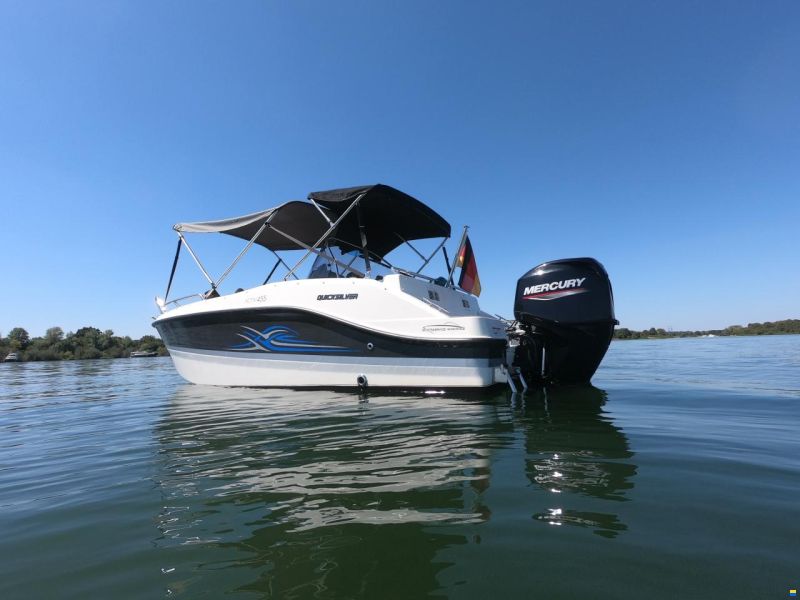 Quicksilver 455 Active Open