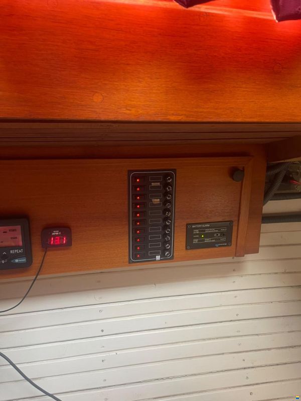 Trewes Captain 36