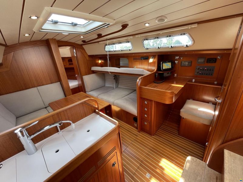 Hallberg-Rassy HR342
