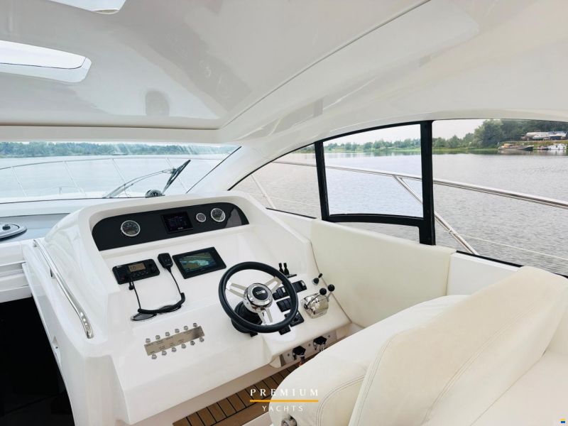 Sunseeker Portofino 47
