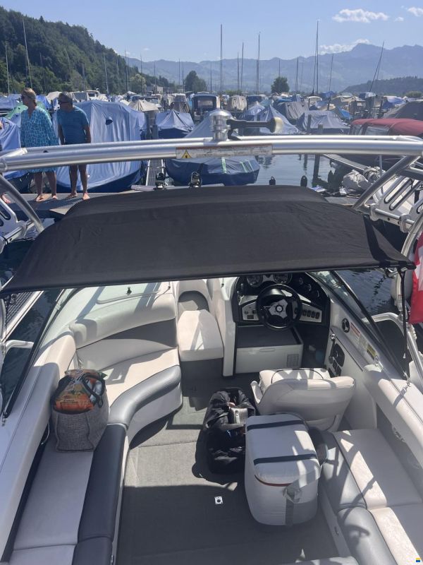Moomba Outback V