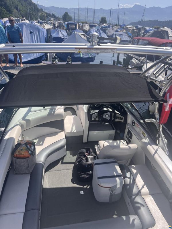 Moomba Outback V