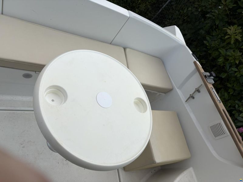 Beneteau Antares 580