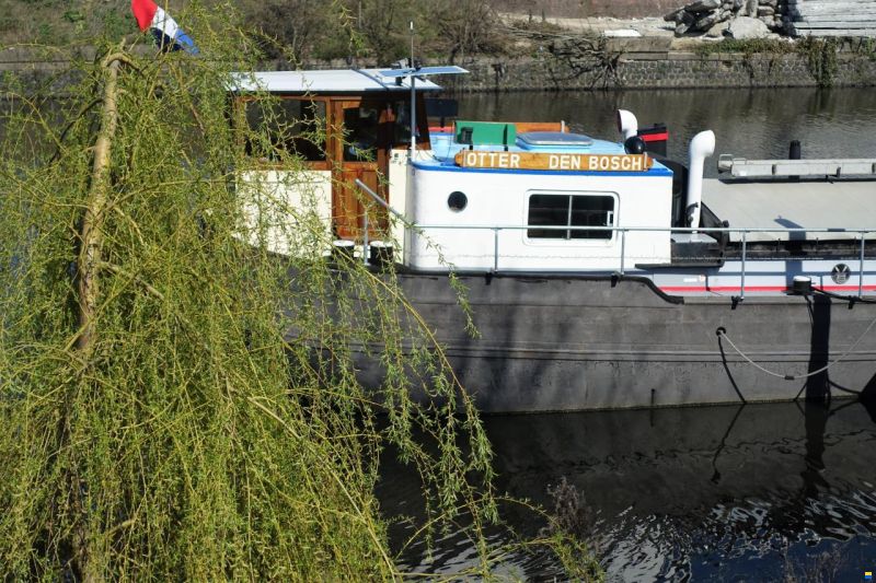 Woonboot Otter.