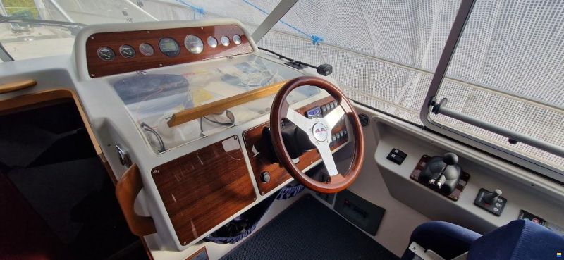 Nimbus 320 C