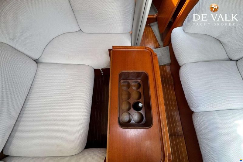 Grand Soleil 38