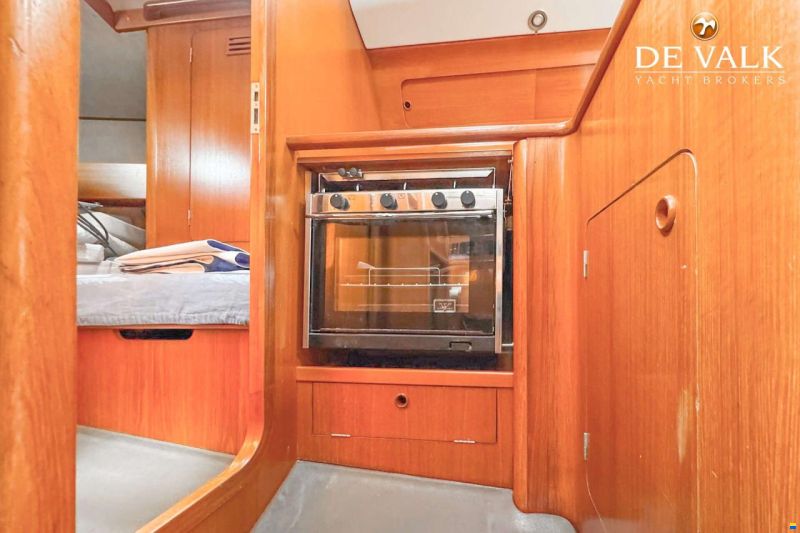 Grand Soleil 38