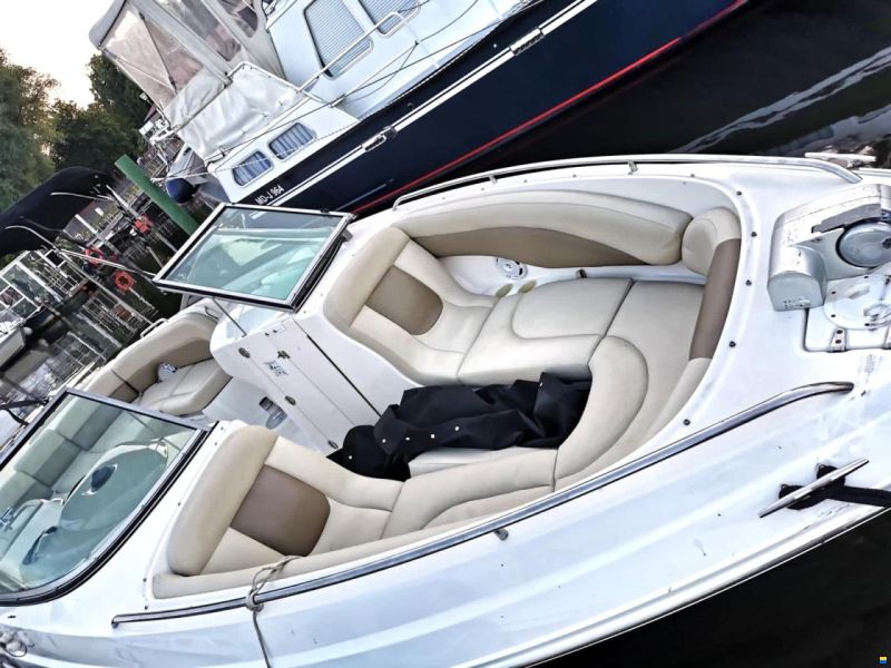 Chaparral 256 SSI