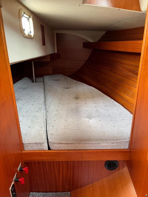 Hallberg-Rassy 31