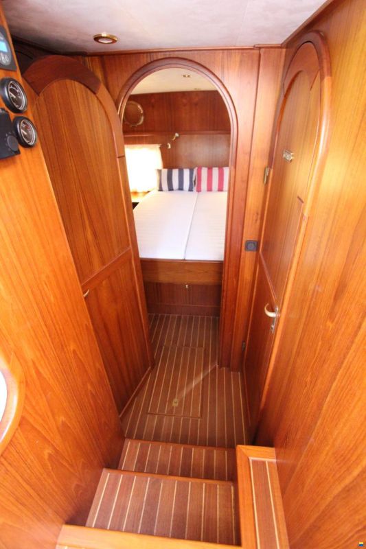 Babro KREUSER YACHTING SPORT BOAT 1150XL