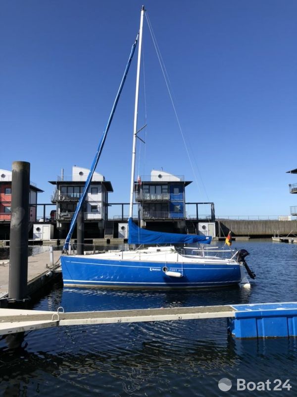 Beneteau First 210
