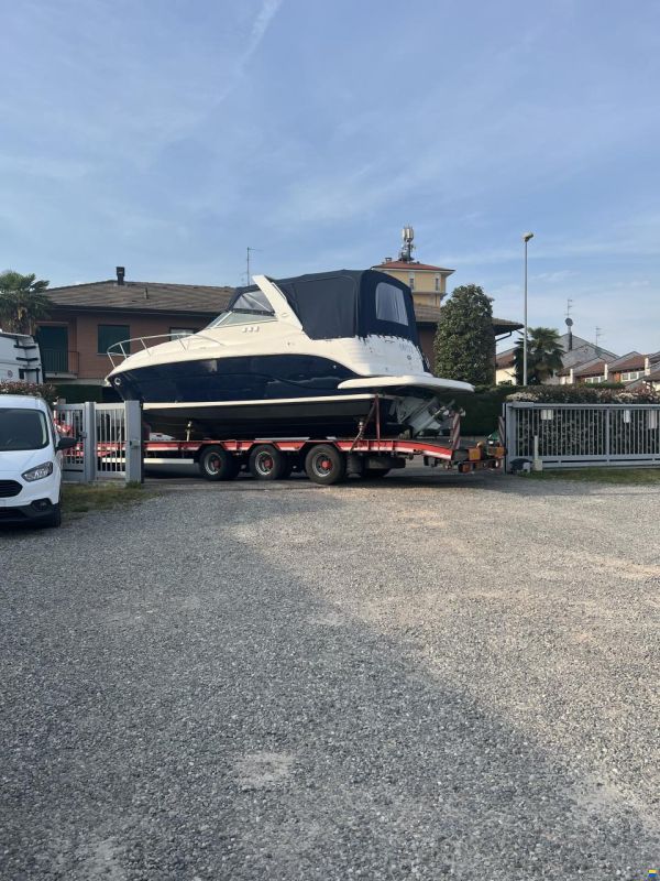 Rinker 300 Fiesta Vee