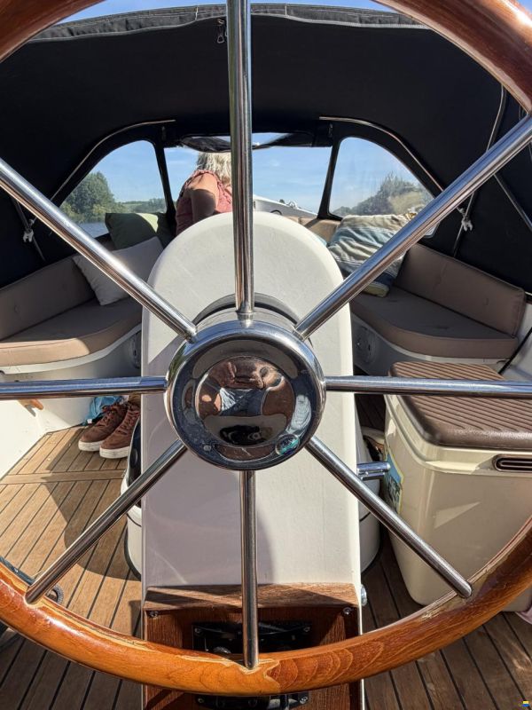 Bell Marine model 500