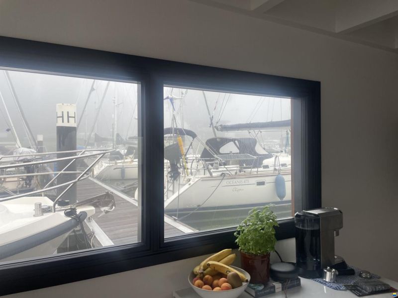 TMB60eco Houseboat Bij Rotterdam Ligplaa