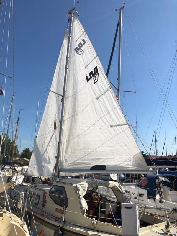 LM 27
