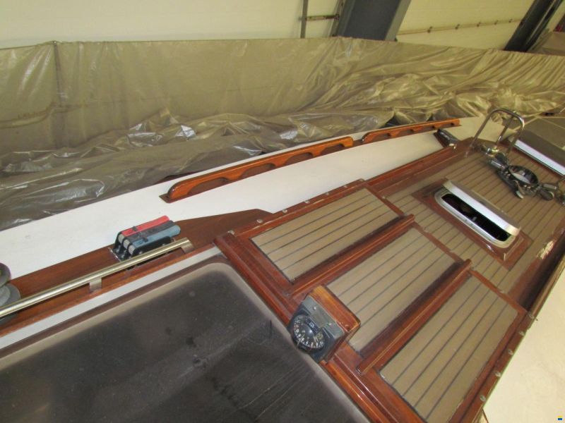Waarschip 900 +