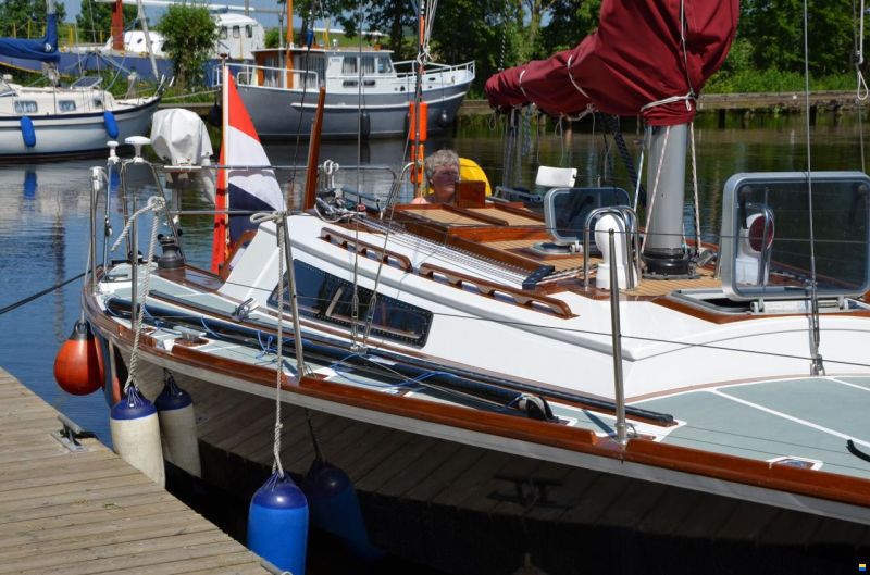 Waarschip 900 +