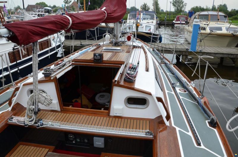 Waarschip 900 +
