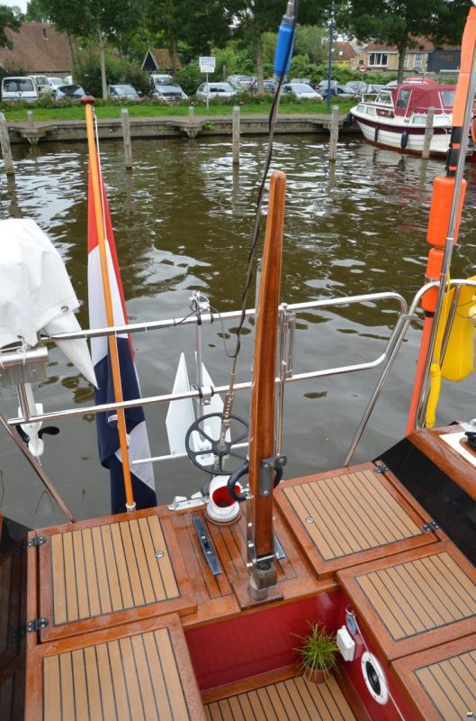 Waarschip 900 +
