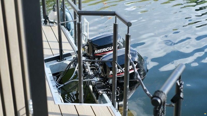Lakelife Houseboat One Off XL PLUS