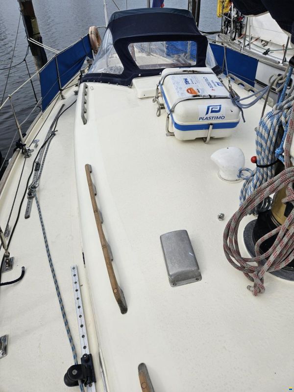 Frans Maas Raider 35