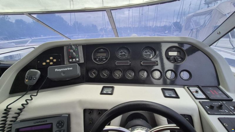 Sunseeker 38 Martinique