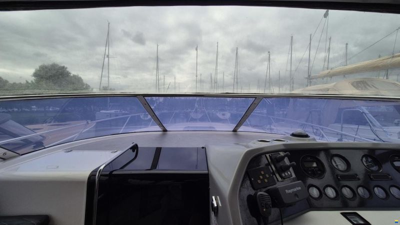 Sunseeker 38 Martinique