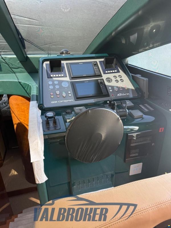 Riva 85 Opera