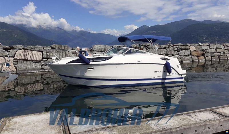 Bayliner 245