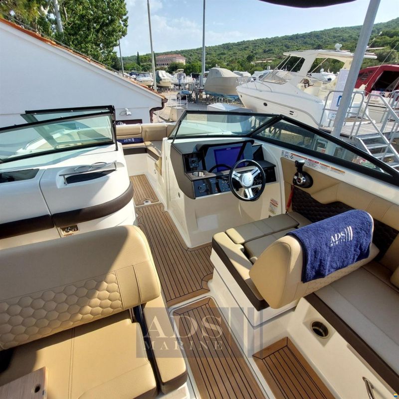 Sea Ray 270 SDX