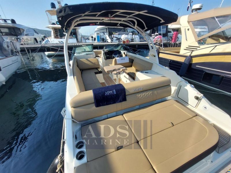 Sea Ray 270 SDX