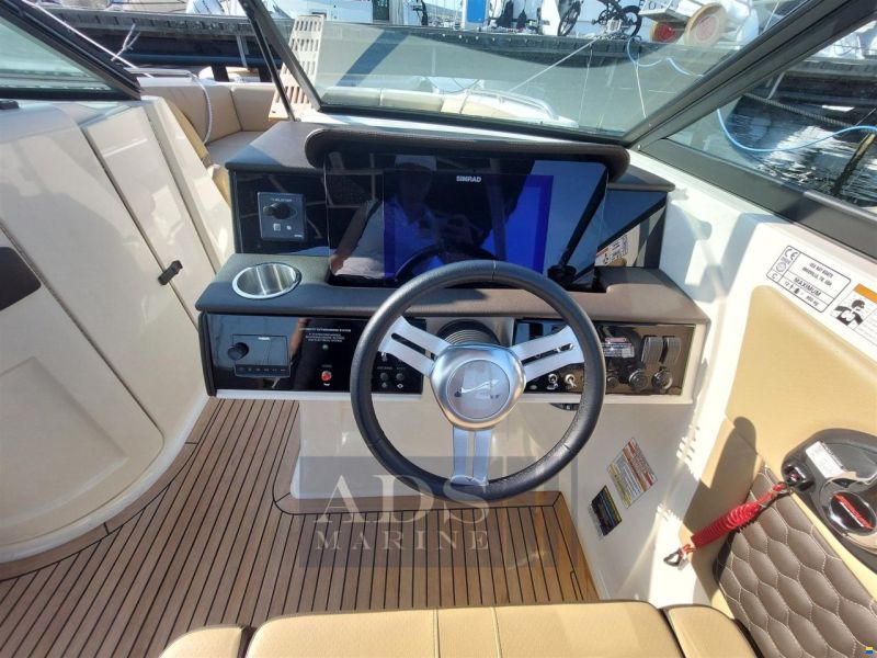Sea Ray 270 SDX