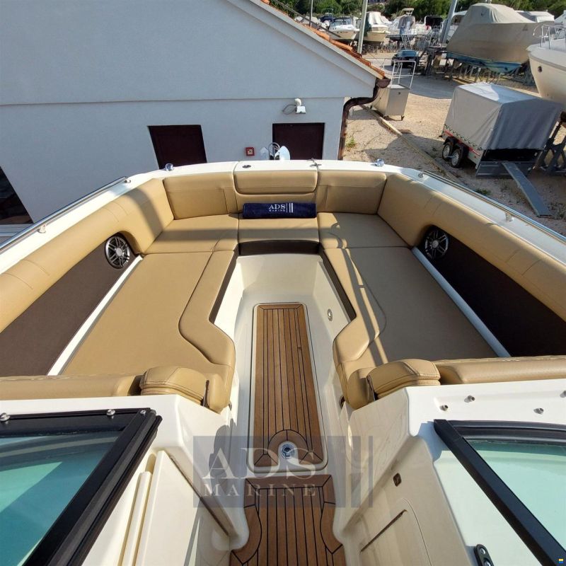 Sea Ray 270 SDX