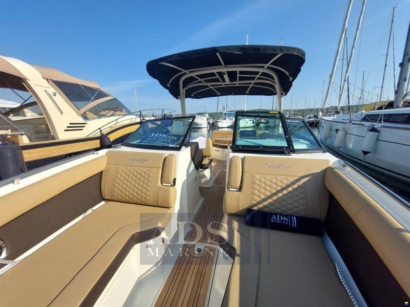 Sea Ray 270 SDX
