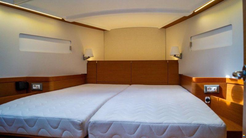 Jeanneau Sun Odyssey 410