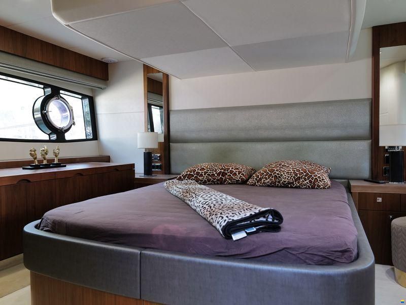 Sunseeker Manhattan 53